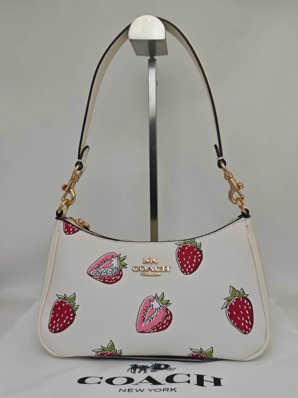 Coach White Leather Shoulder Bag with Strawberry Print - Picture 1 of 6